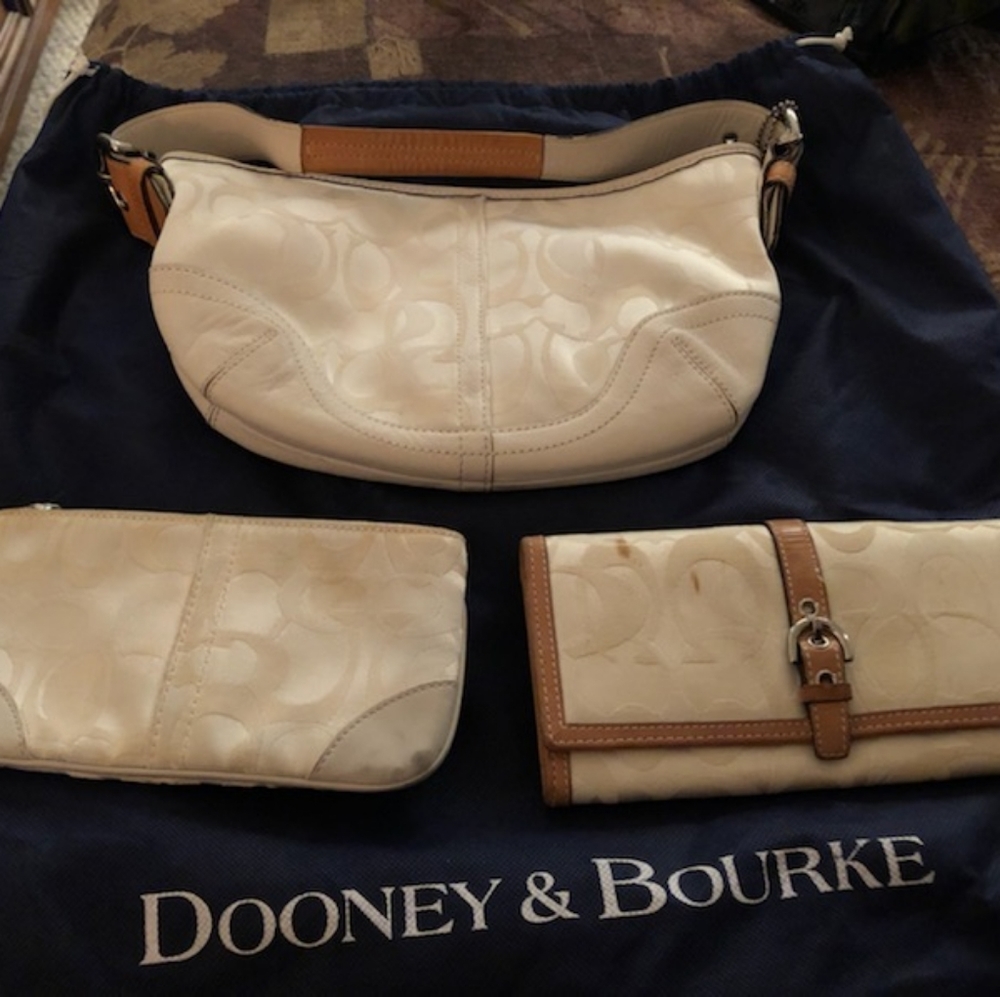 Coach Small hand bag with accessories